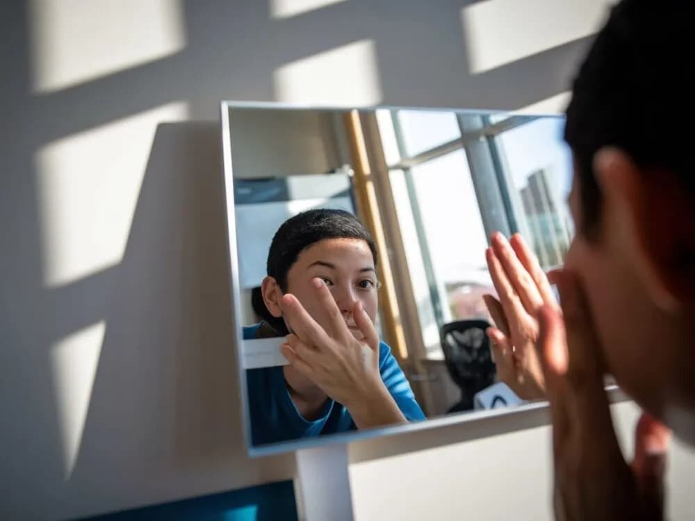 Czy to lustro weneckie? Szybkie testy, by chronić prywatność